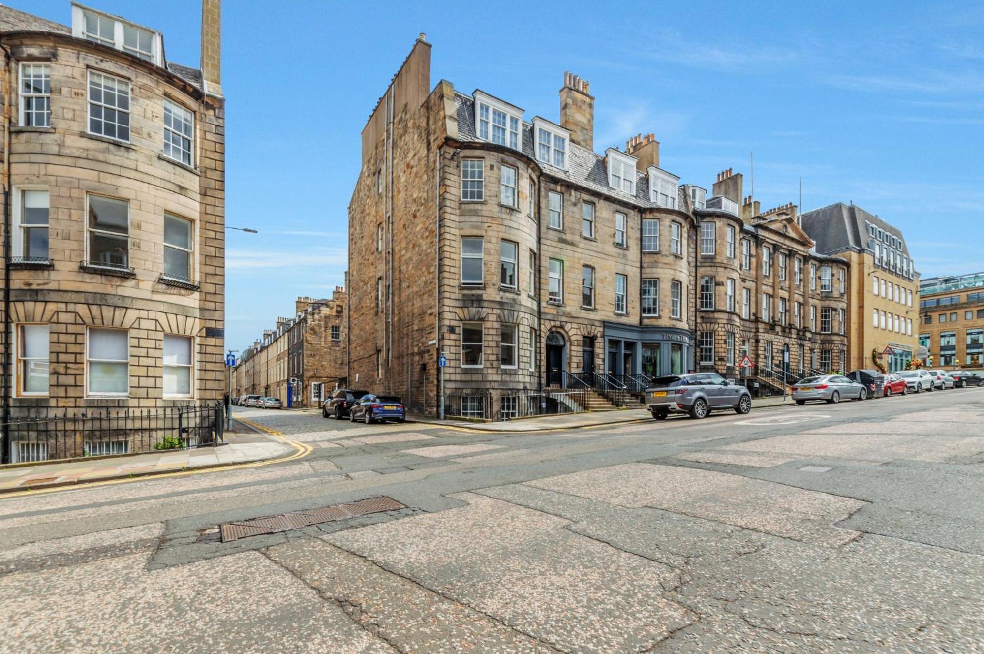 Apartment Large 3 Bed 3 Bath - New Town Edinburgh