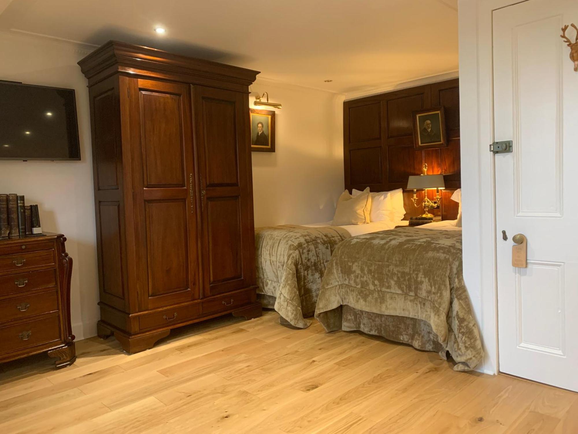 Guest house 23 Mayfield 5*