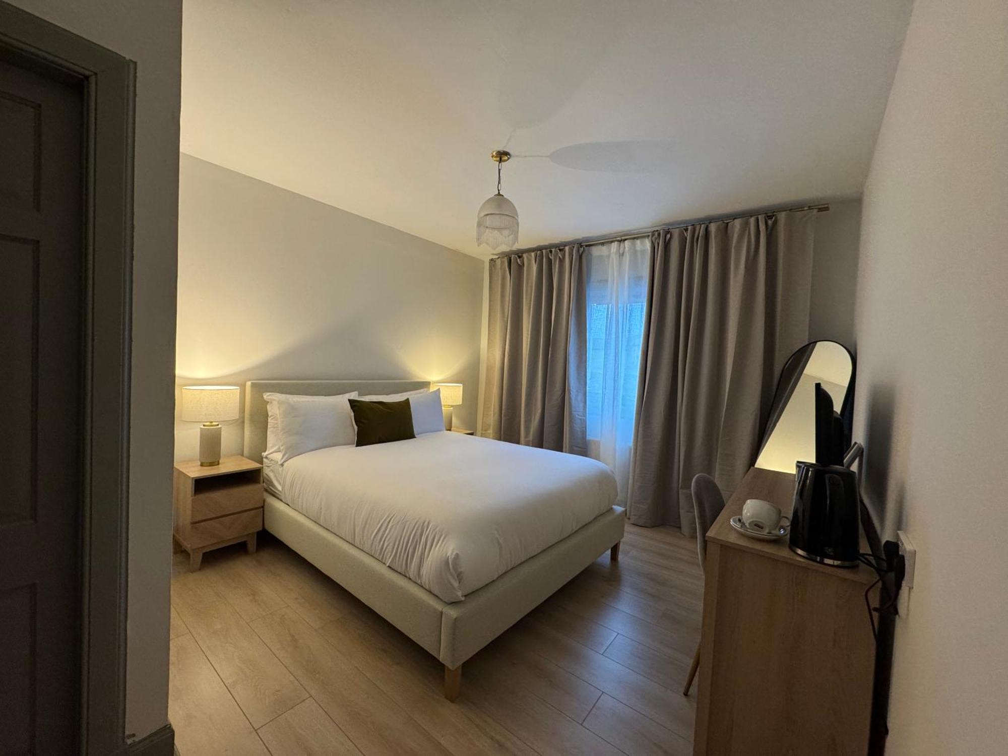 The Abbey 3*