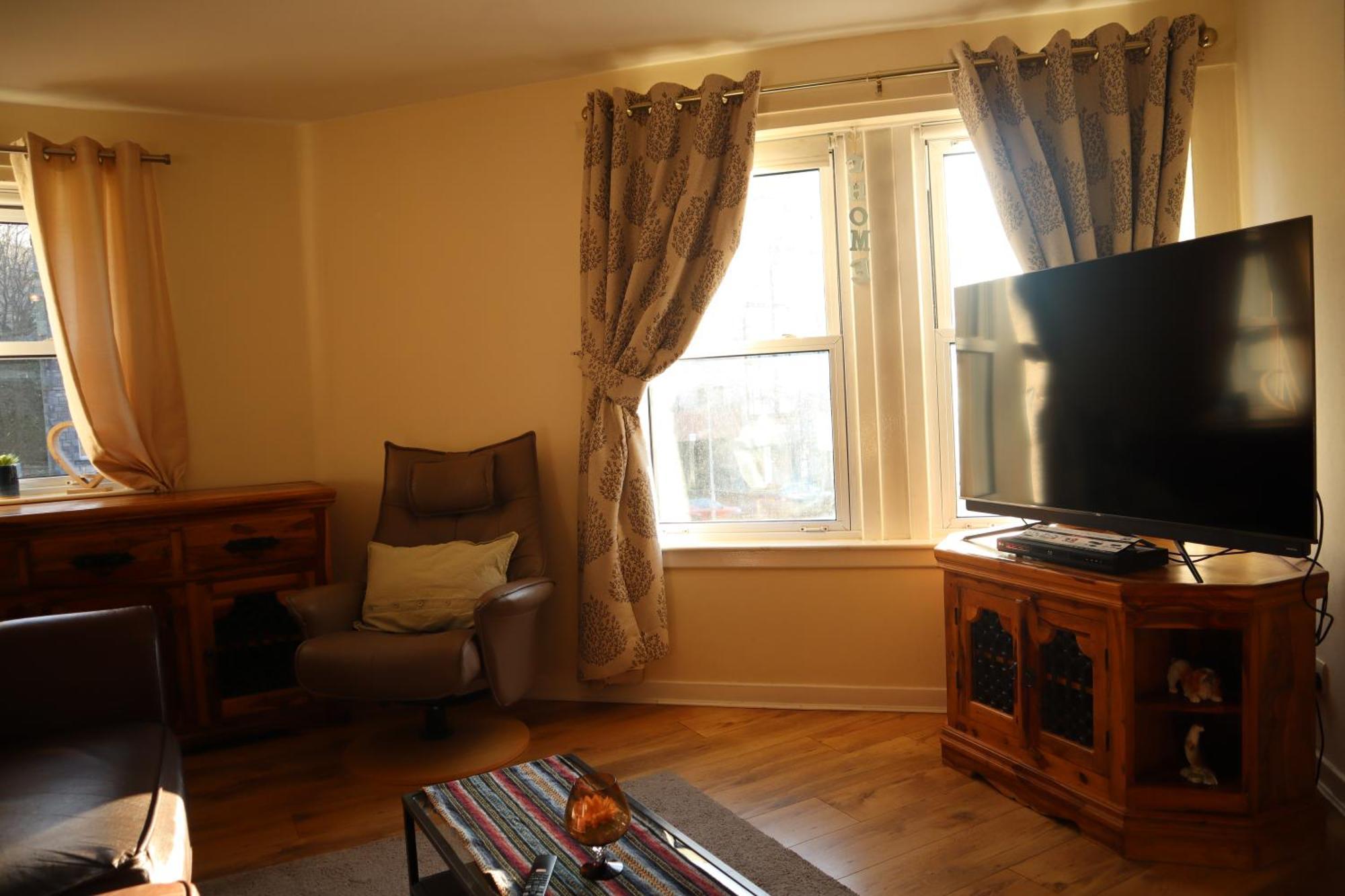 Apartment 3 Bedrooms Flat In Old Town Sleeps 6 Edinburgh