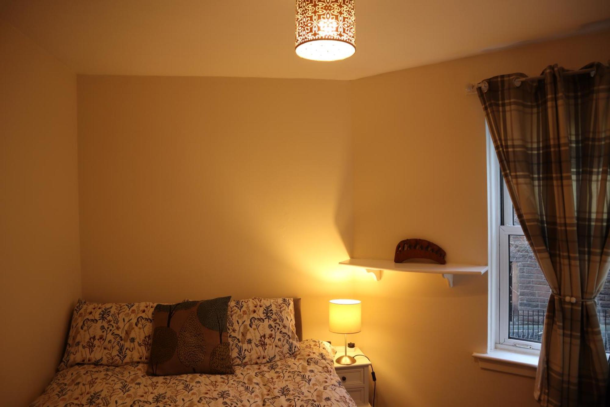 3 Bedrooms Flat In Old Town Sleeps 6 * Edinburgh