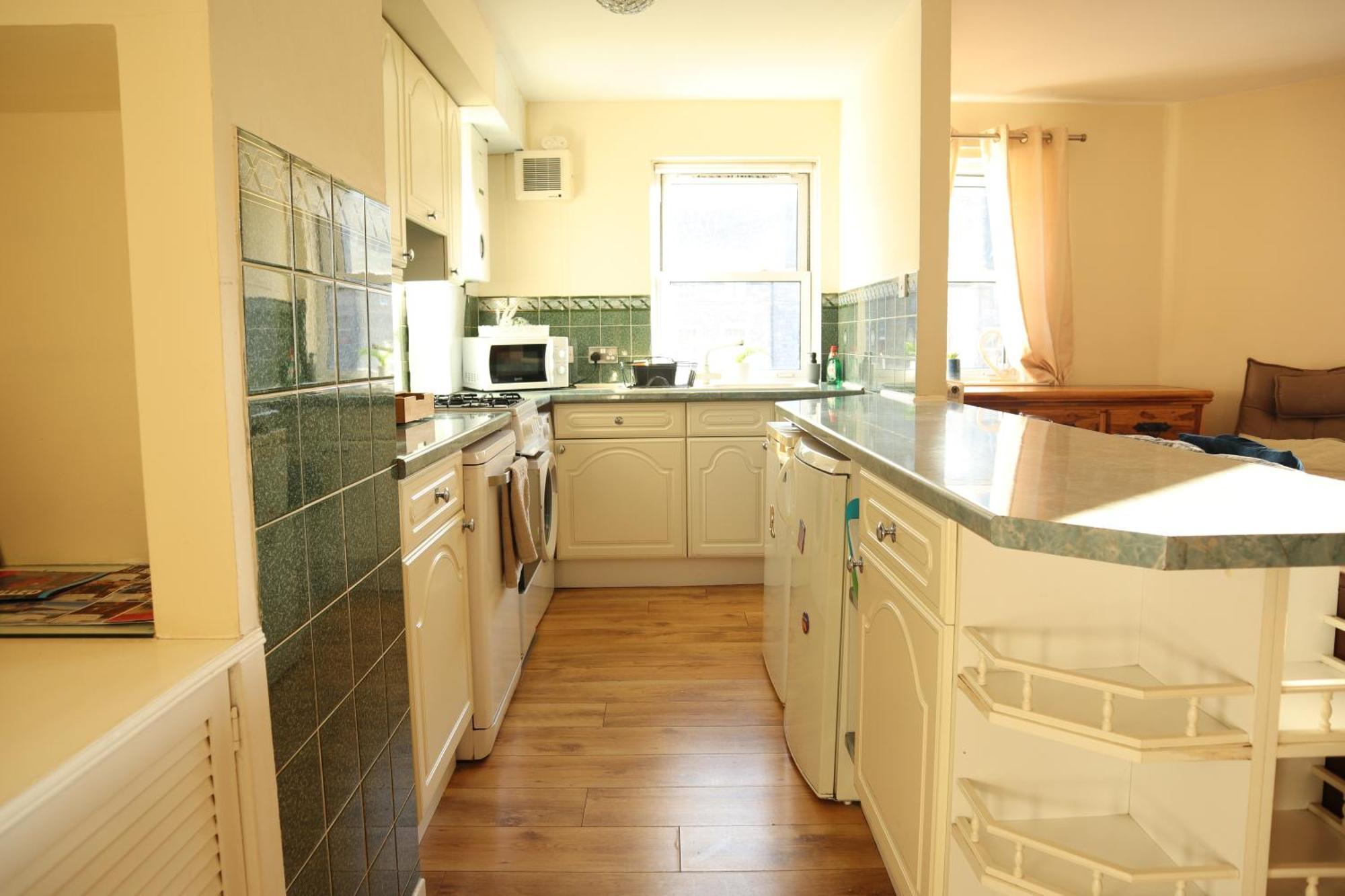 3 Bedrooms Flat In Old Town Sleeps 6