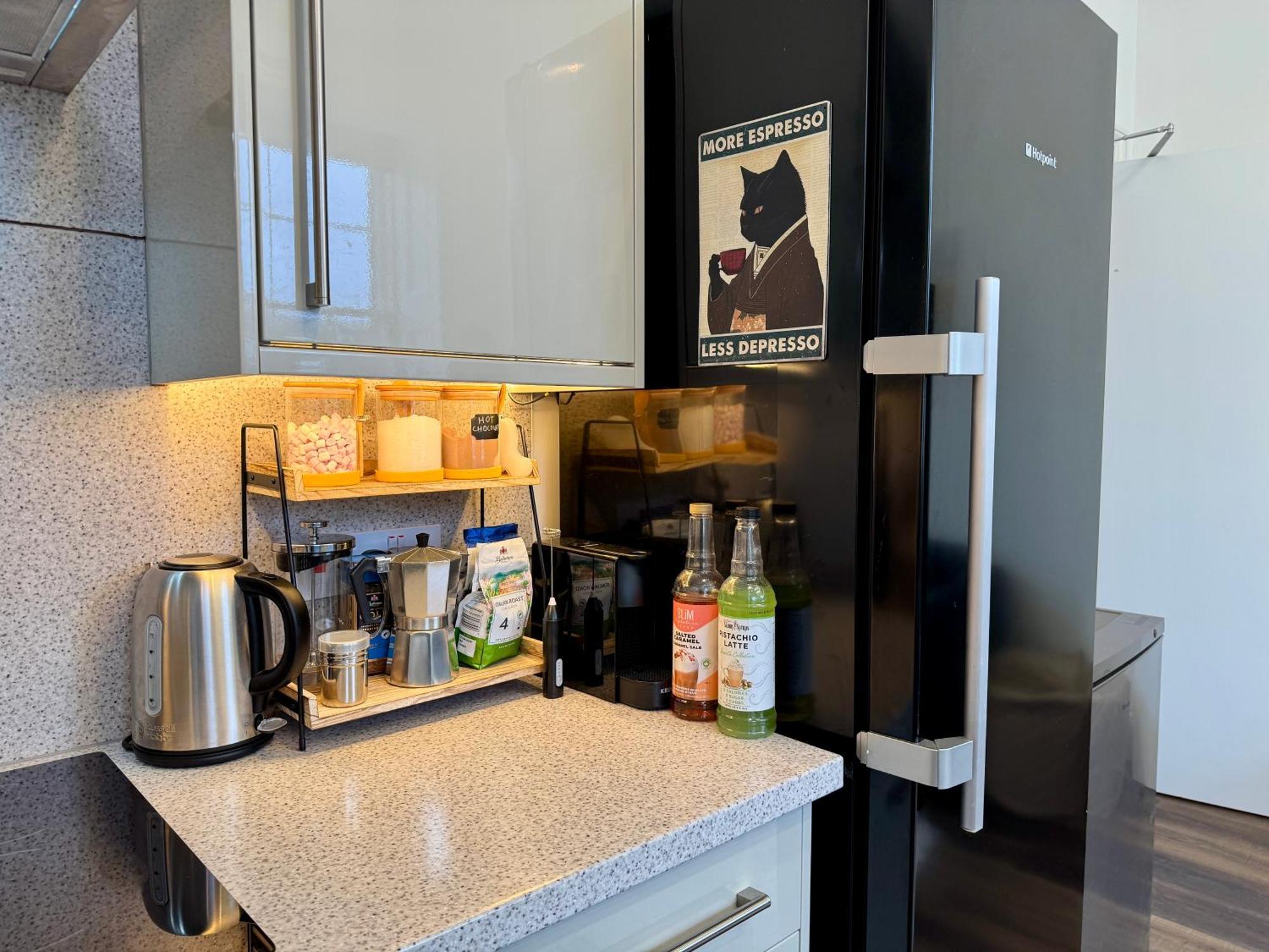 Apartment Large Luxury 3 Bedroom & 2 Bathroom - Next To Royal Mile, Castle & Grass Market