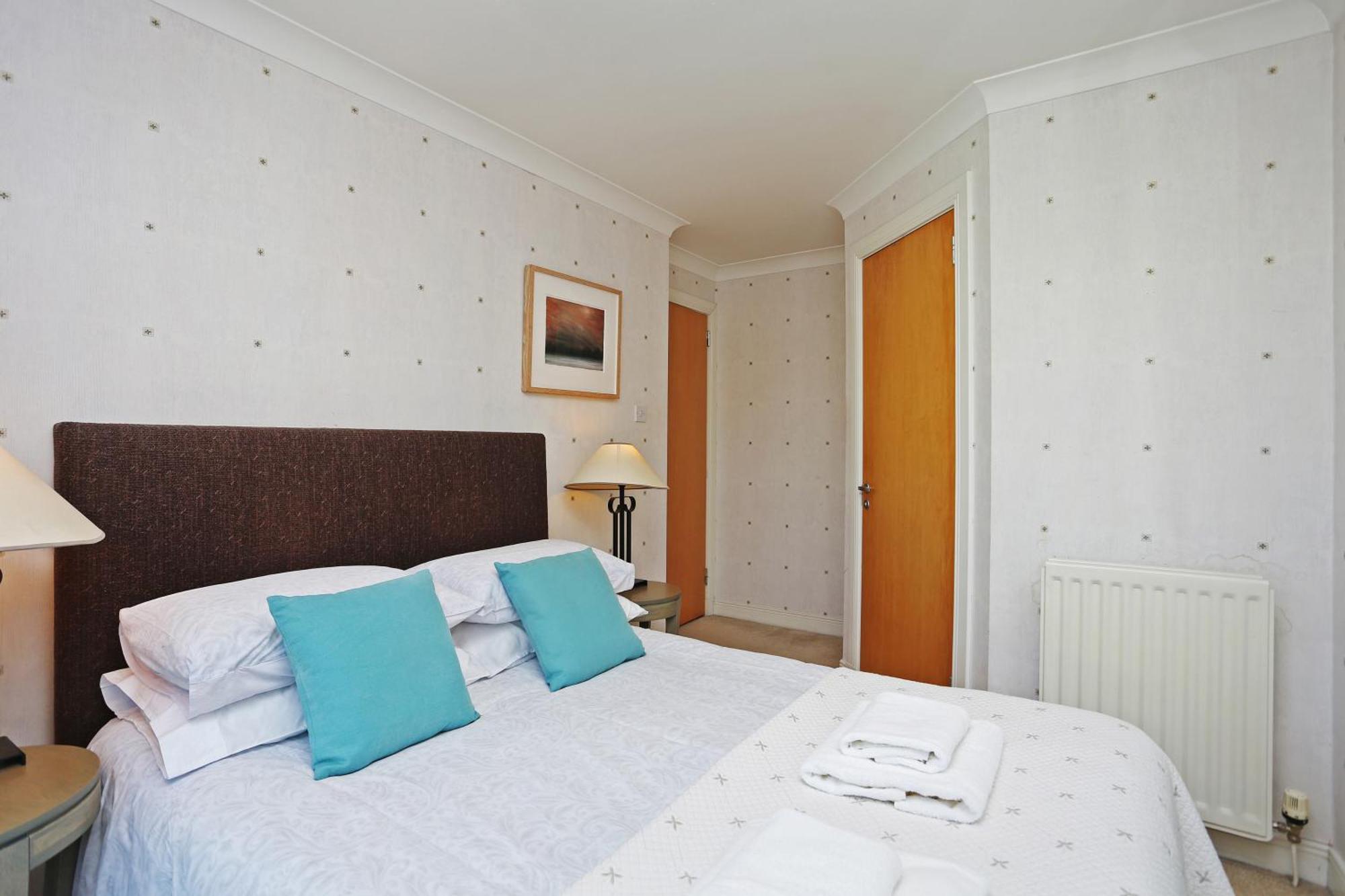 2-bedroom With Free Parking And Stunning Views Apartment