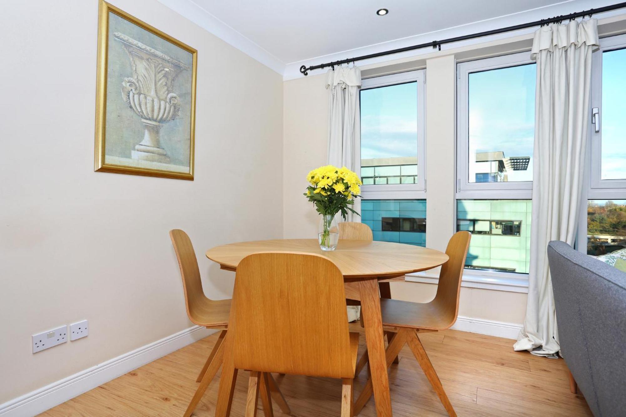 Apartment 2-bedroom With Free Parking And Stunning Views *