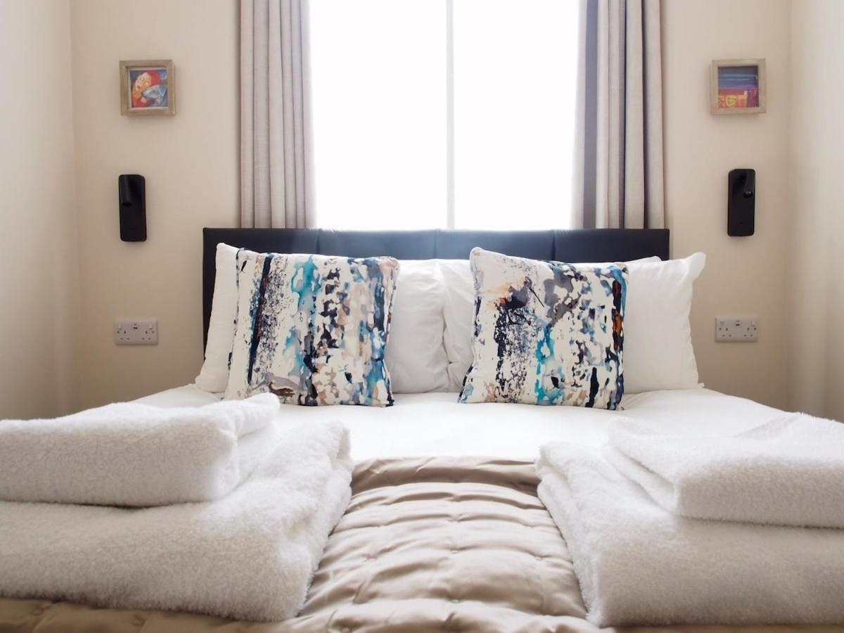 Spacious Luxe 2-bed Near The Centre - Flat 6, Elgin House Apartment *