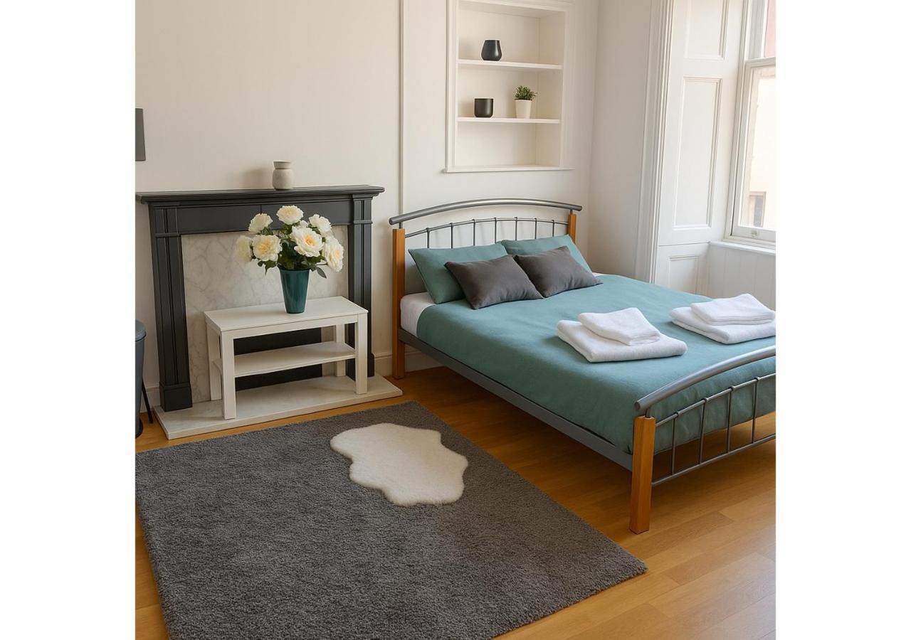 Quiet & Cozy Flat - 1br & Kitchen - Close To Everything Apartment