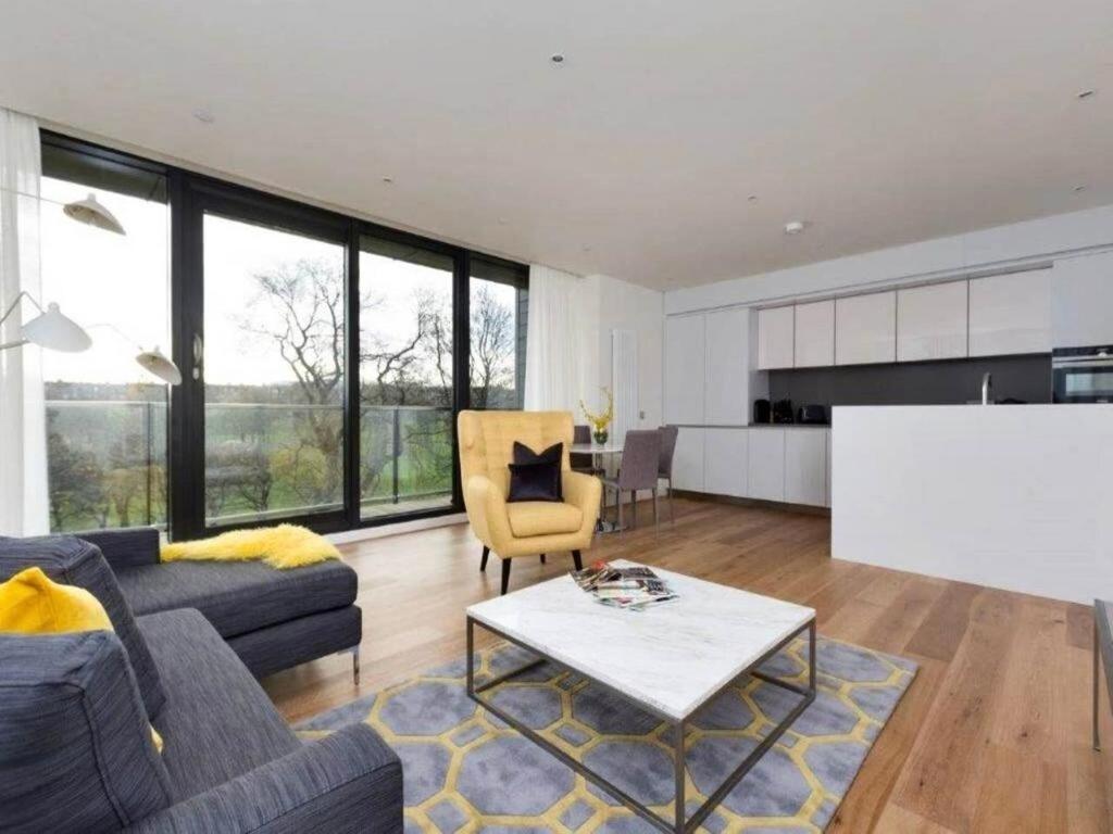 Apartment Stylish 2br In Quartermile Balcony & Garden View *