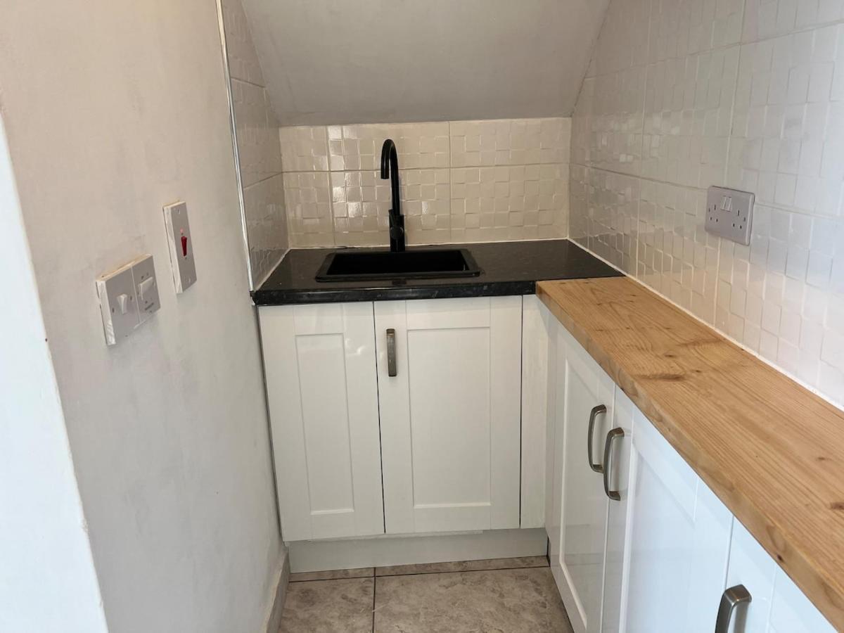 Apartment Self-contained Ground Level With Hill View Edinburgh
