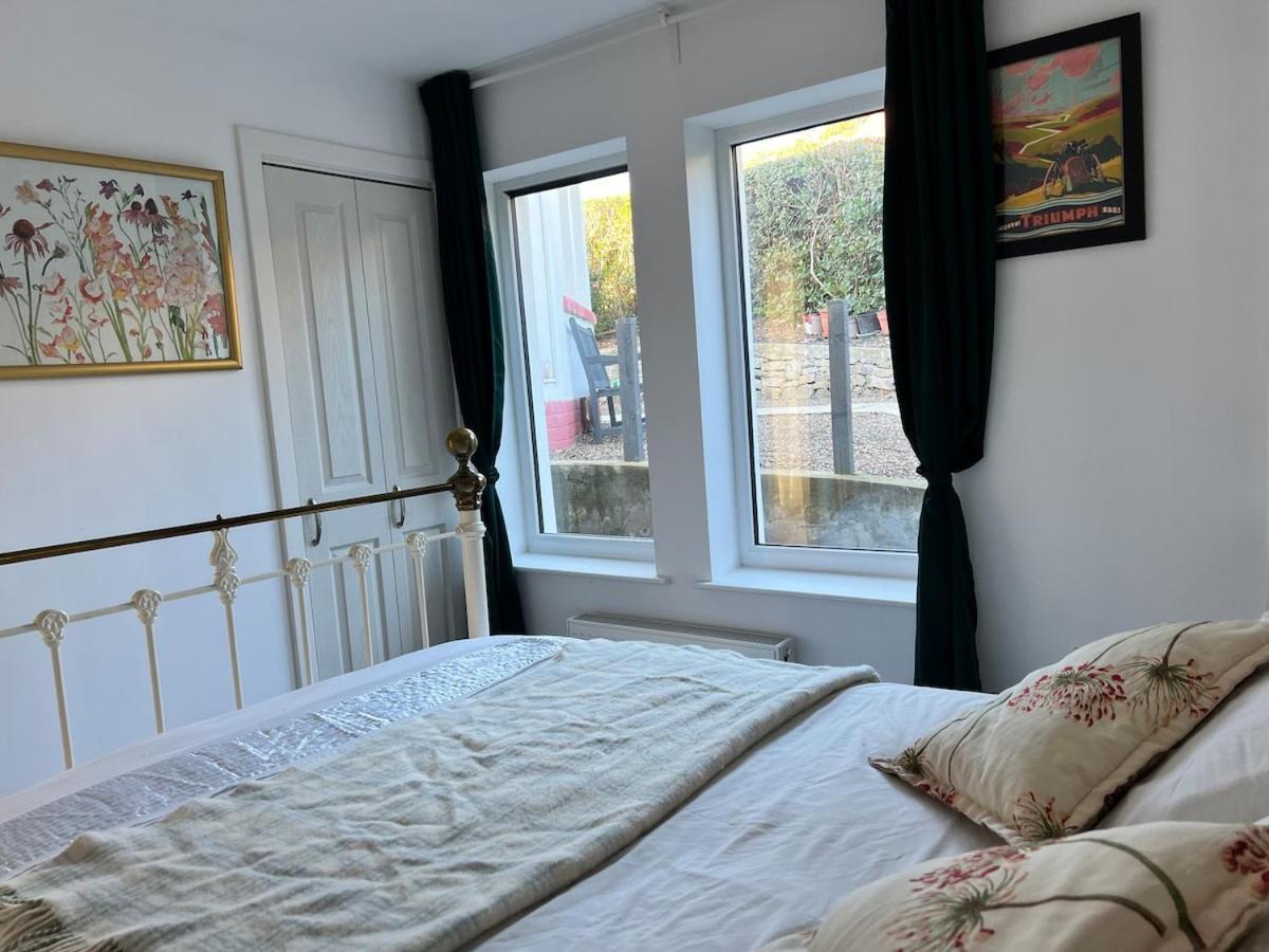 Self-contained Ground Level With Hill View Apartment
