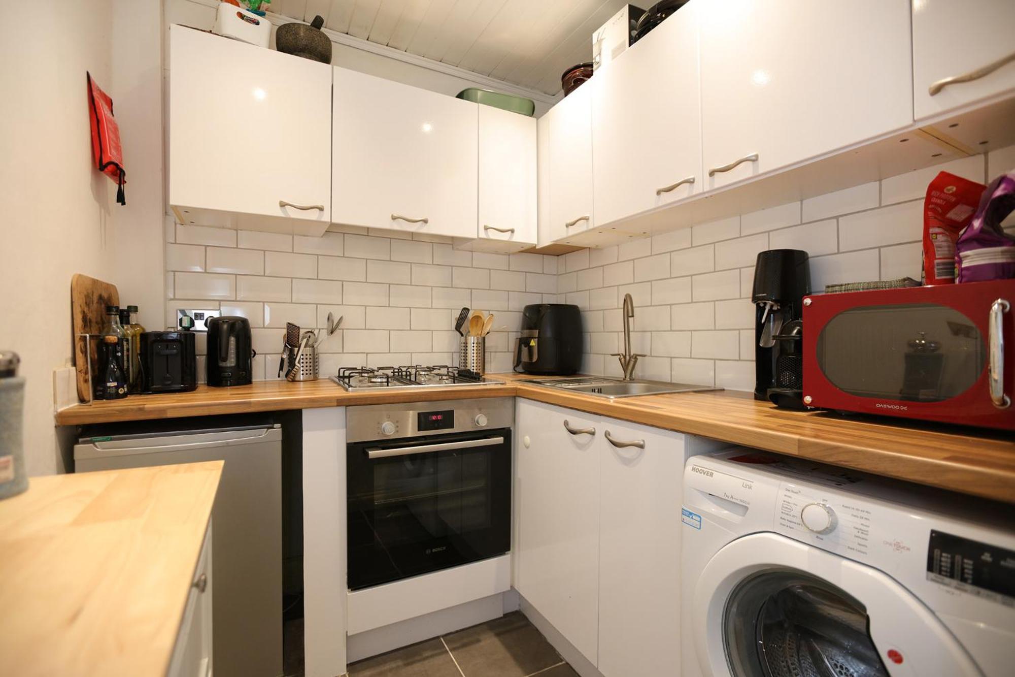 Homely 2bd Flat Heart Of Apartment Edinburgh