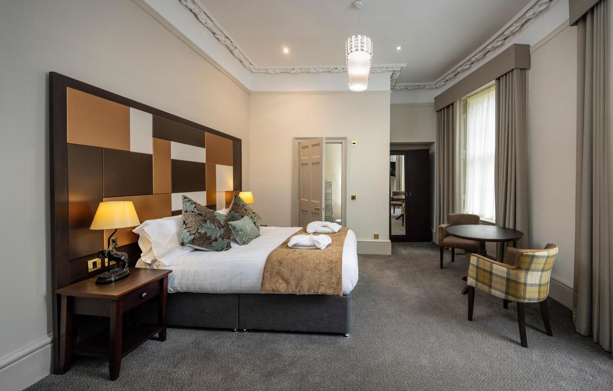 New Town Hotel