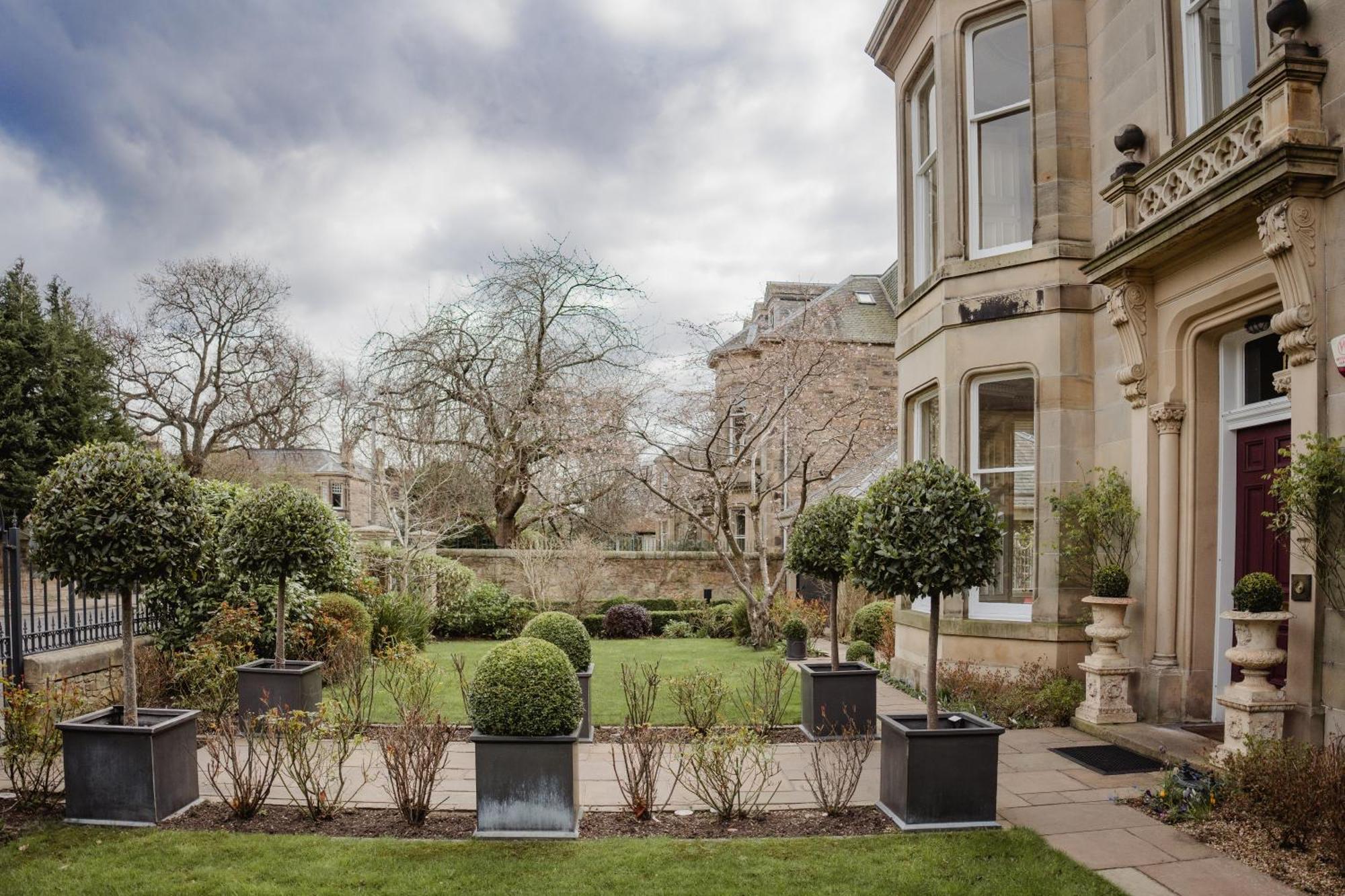 Private And Prestigious Luxury Holiday home *