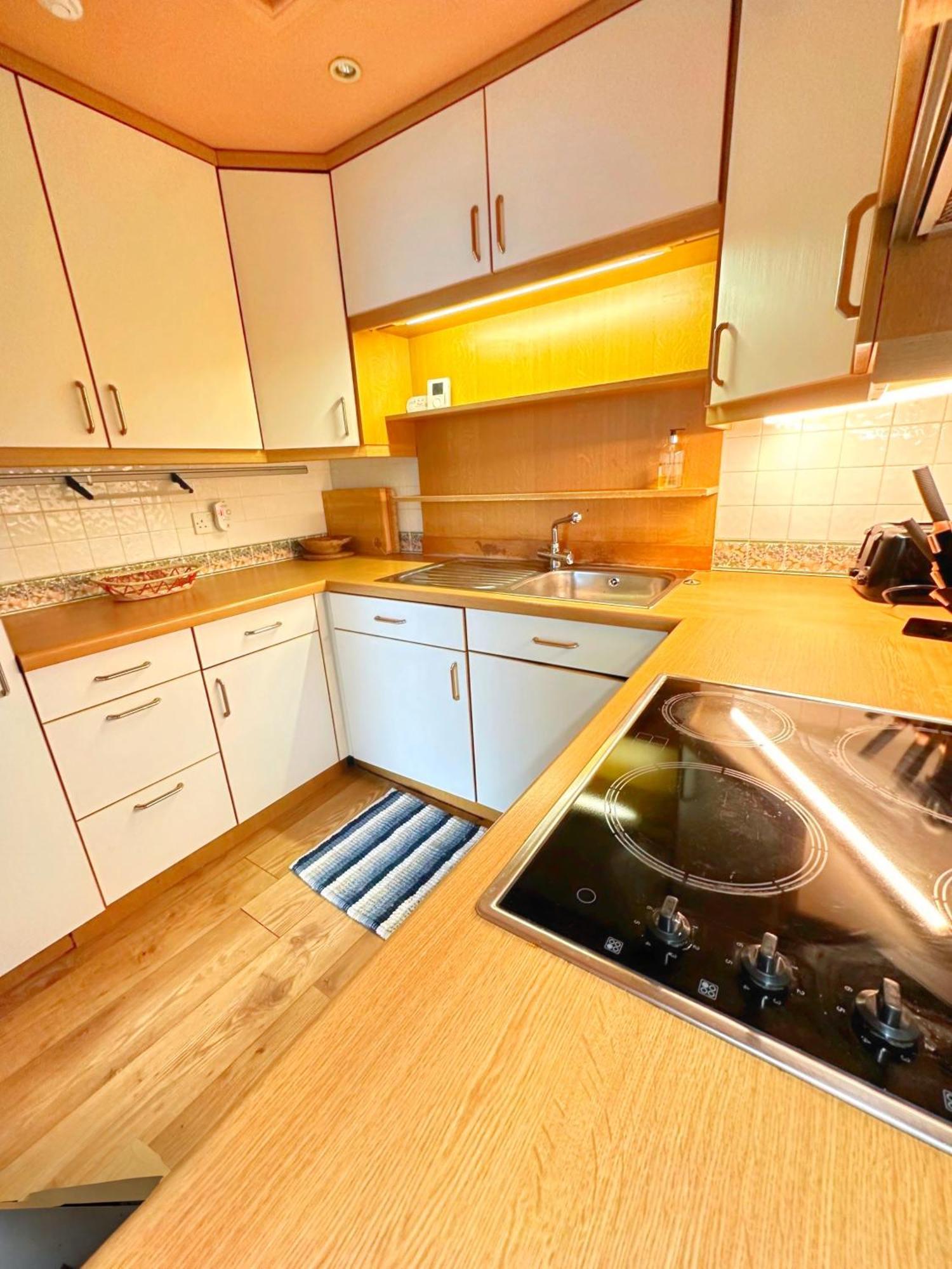 Duplex - Centre 4-bed Retreat * Edinburgh