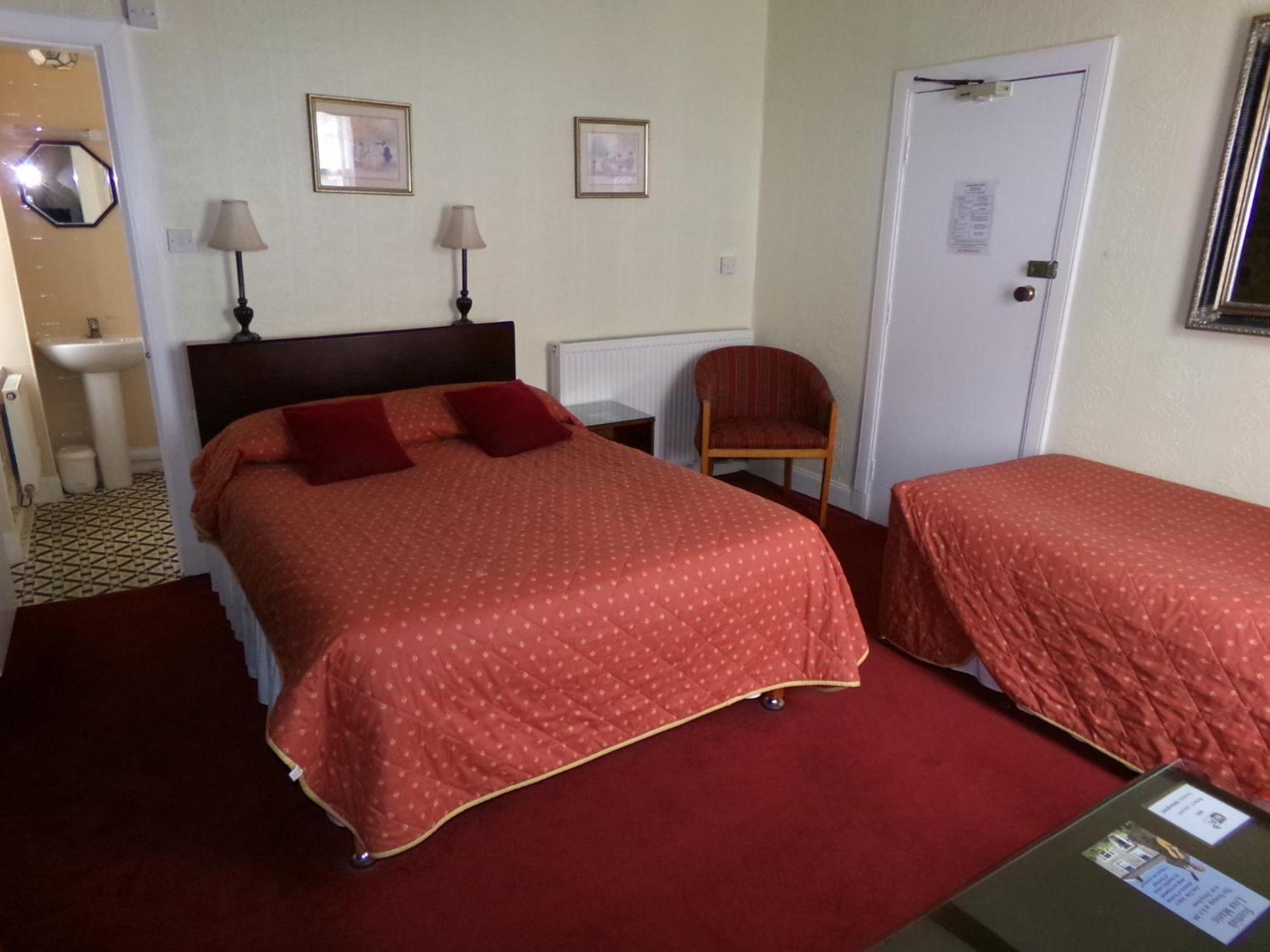 Averon Guest house 3*