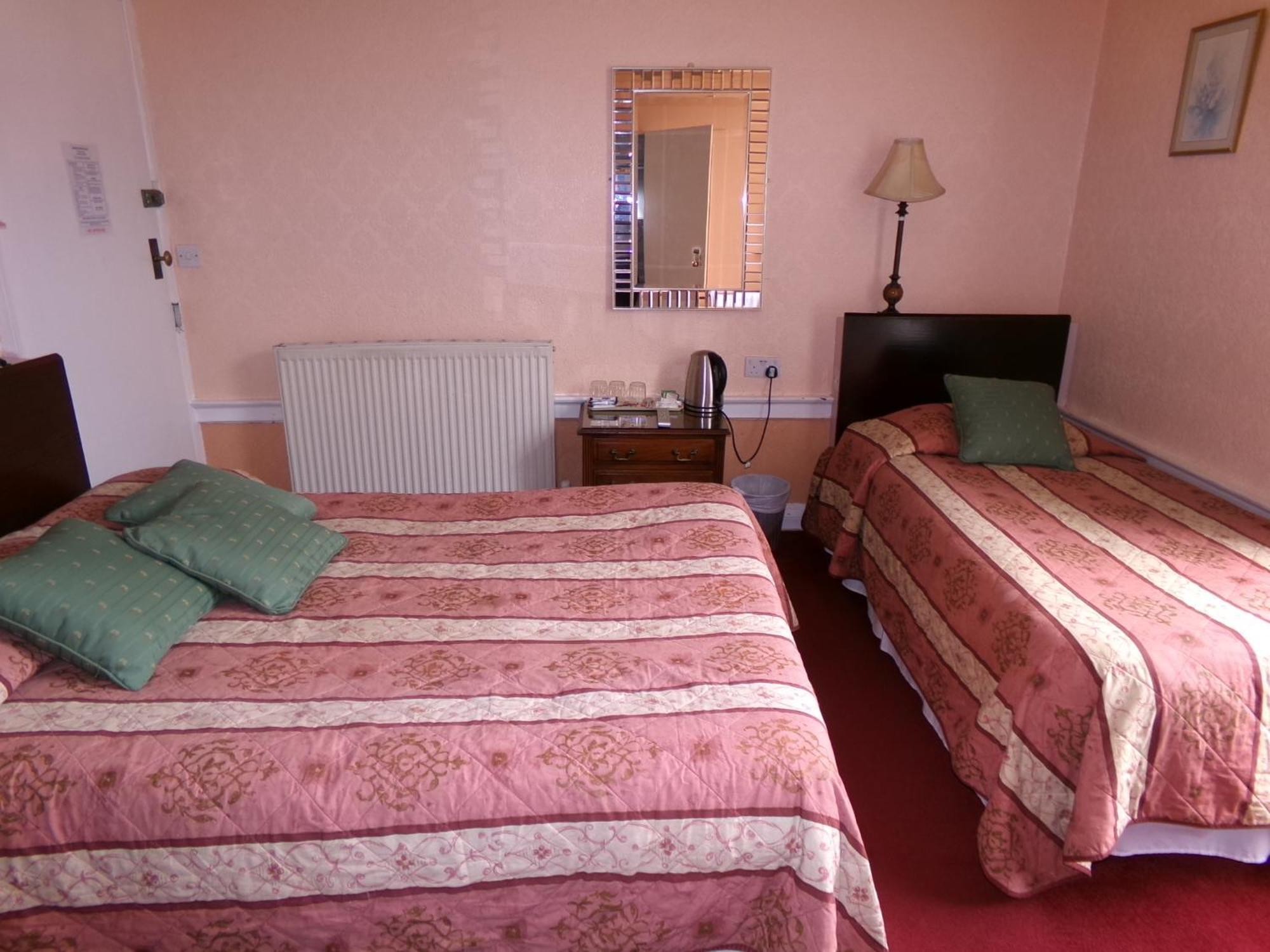 Averon Guest house Edinburgh