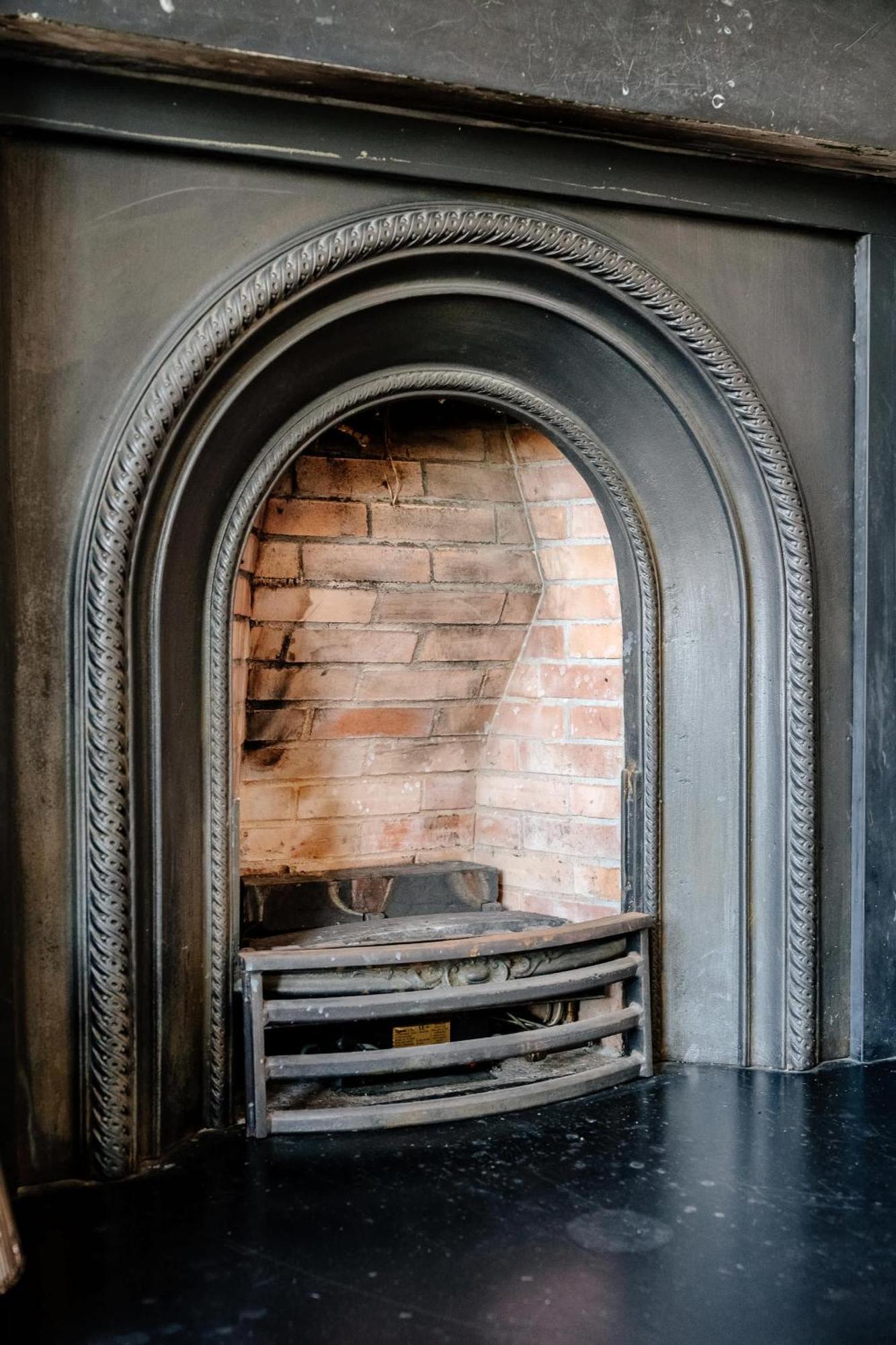 Elegant 2br On Leven St *