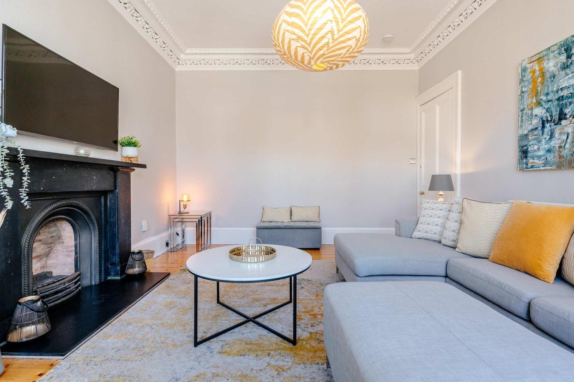 Elegant 2br On Leven St Apartment Edinburgh