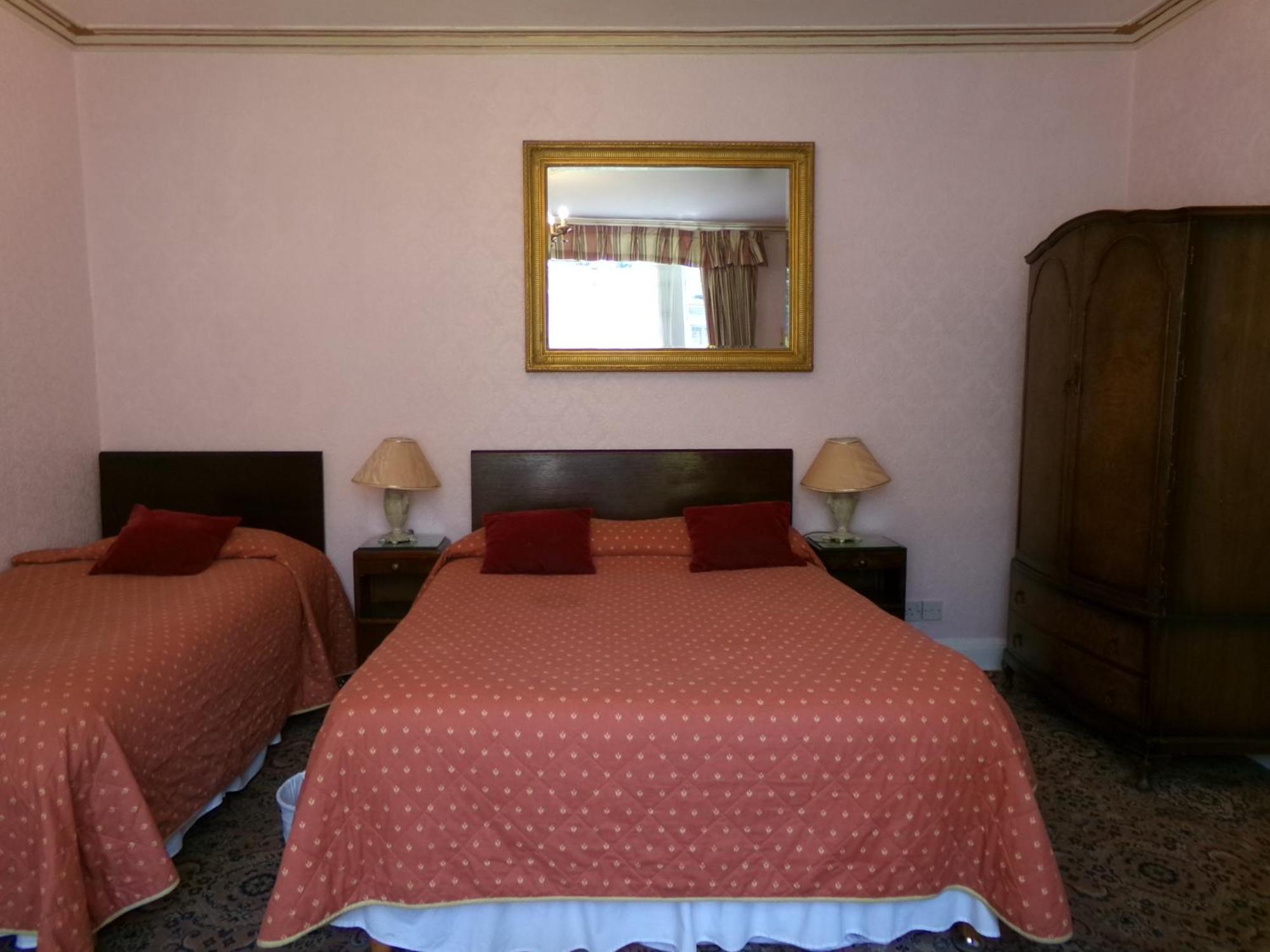 Guest house Averon 3*