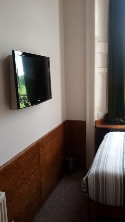Guest house Adelphi 2*