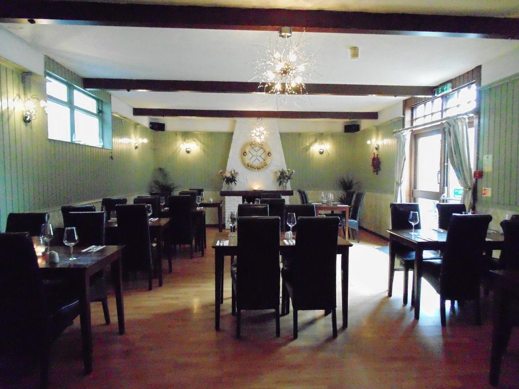 Inn Cedar