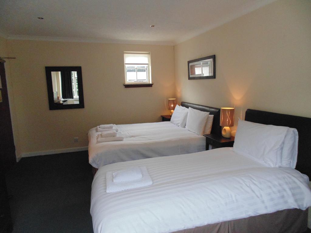 Inn Cedar