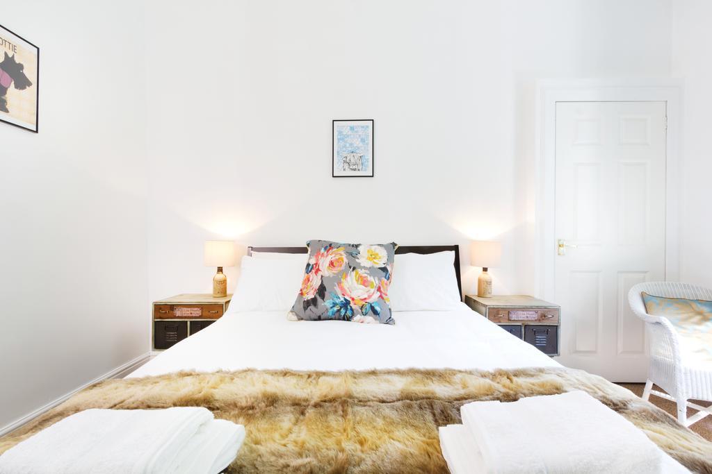 Apartment Parkside, Holyrood Park Edinburgh