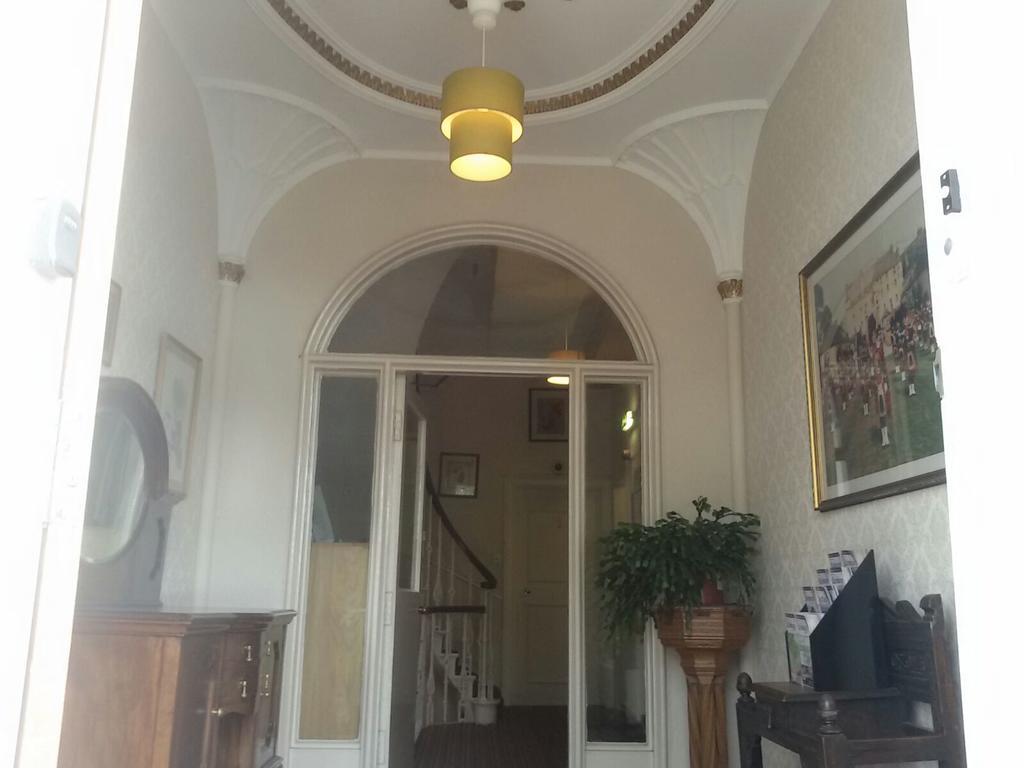 Adelphi 2* Edinburgh