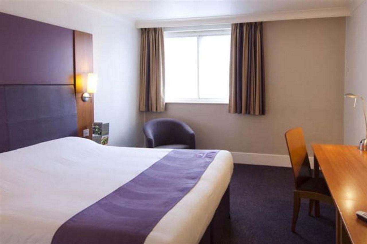 Premier Inn Edinburgh 3* EDI