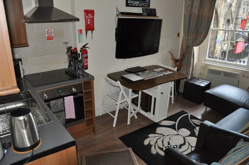 - Royal Mile Apartment Edinburgh