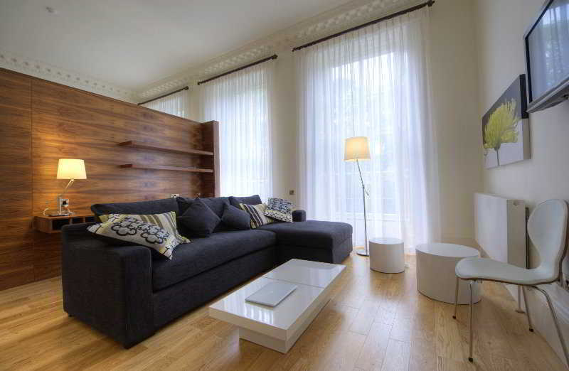 Apartment Clarendon Luxury *