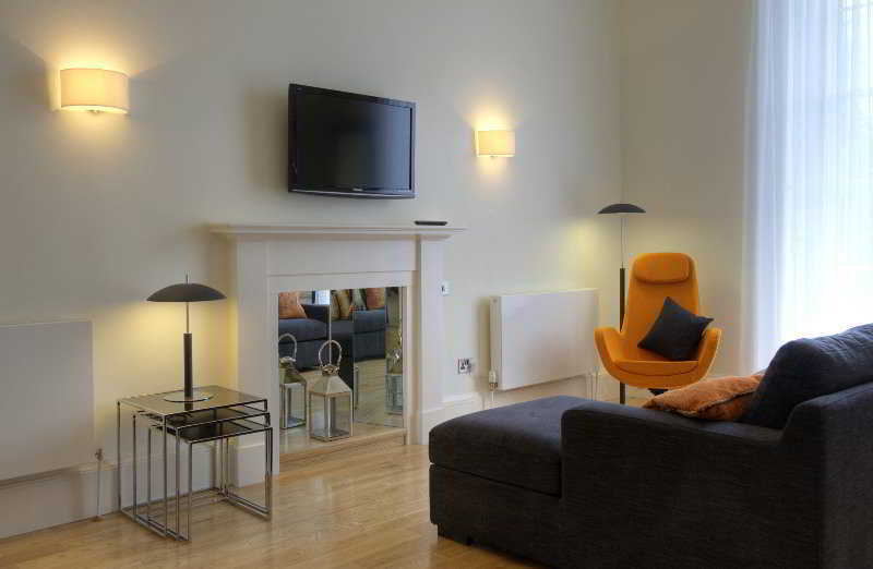 Clarendon Luxury Apartment Edinburgh