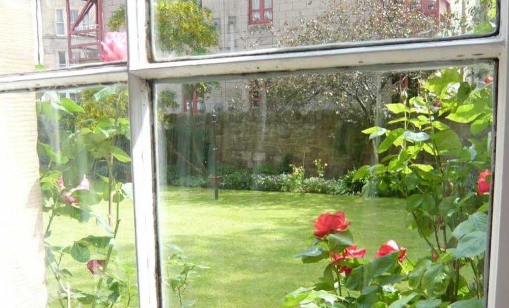 Hotel Royal Mile 4*