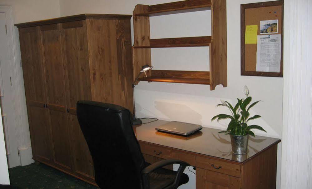 Royal Mile Hotel 4*