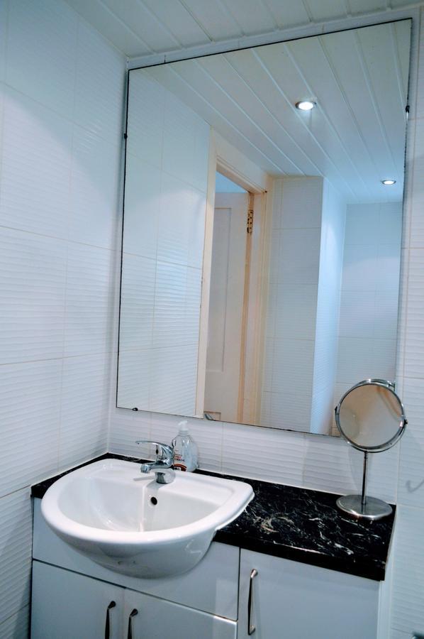 1 Bedroom Open Plan Apartment, Accommodates 4 Apartment *