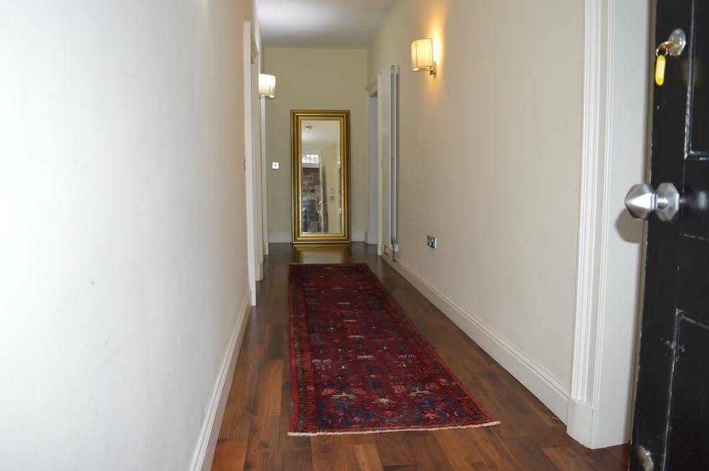 West End Apartment