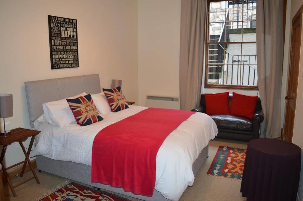 West End Apartment *