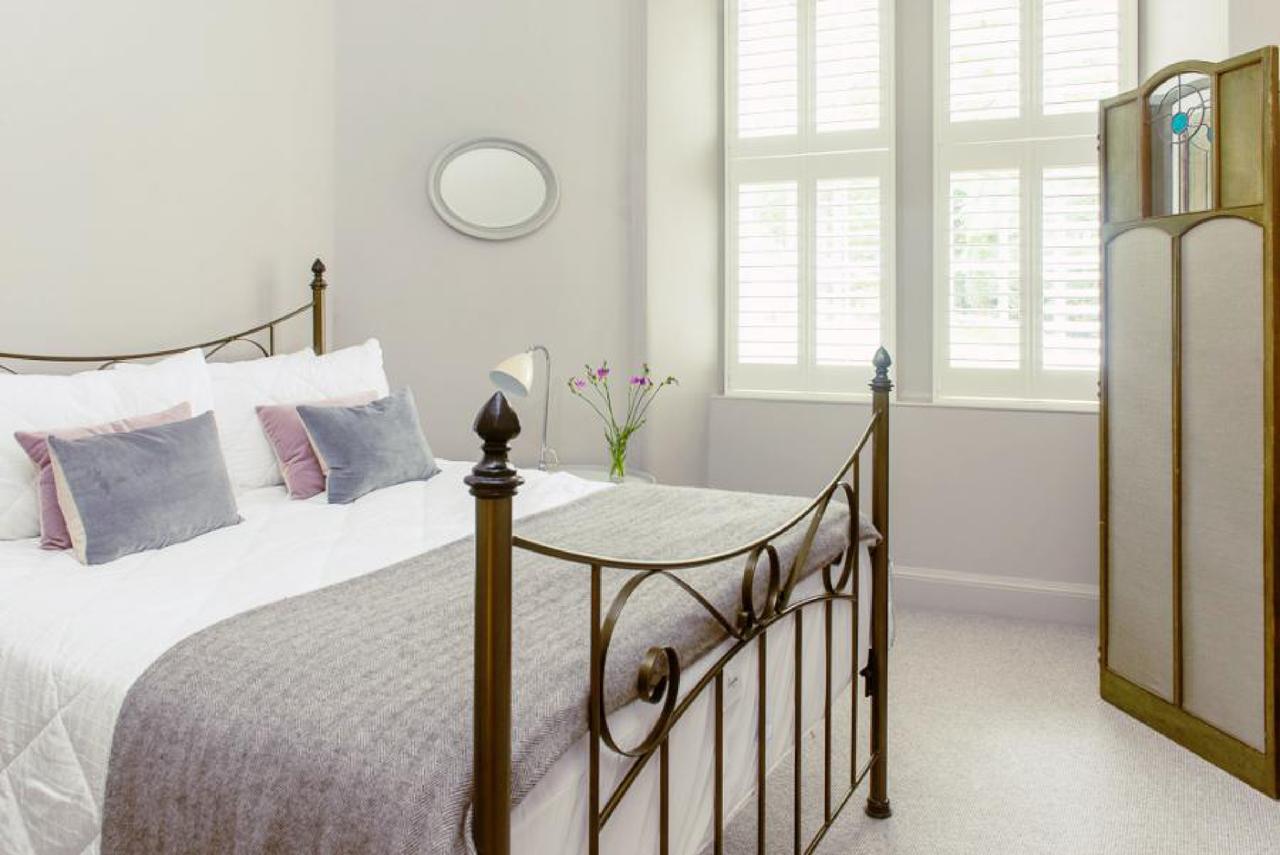 Ramsay Gardens - Grand 4-bedroom Next To Castle Edinburgh