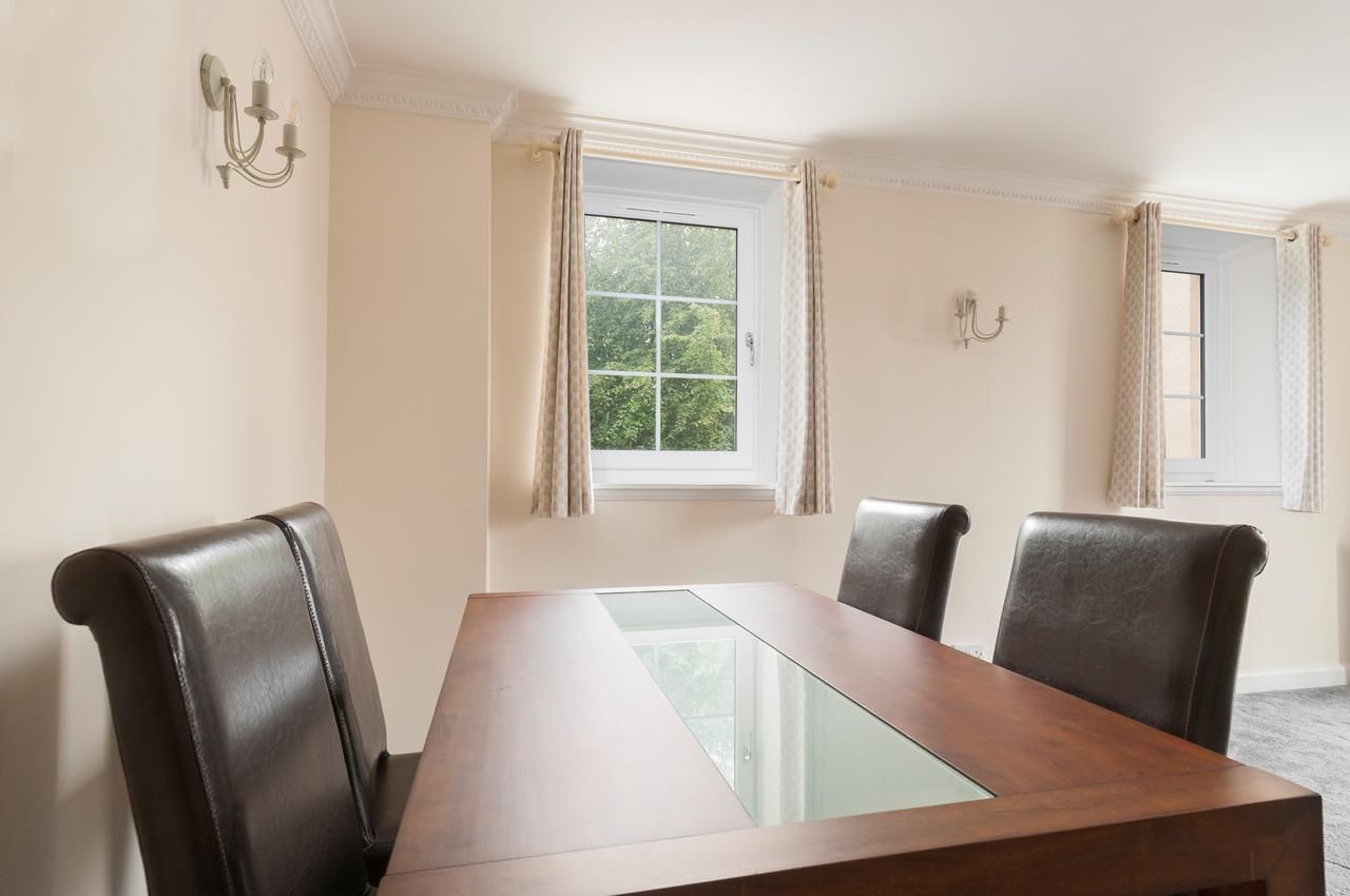 Apartment Stunning 2 Bed Near Haymarket With Pool *