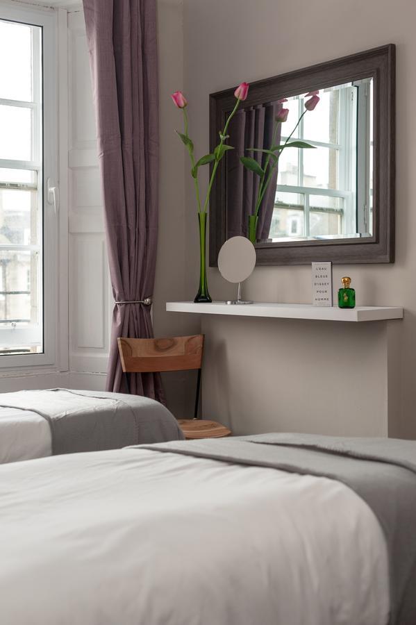 Cornerstone Apartment