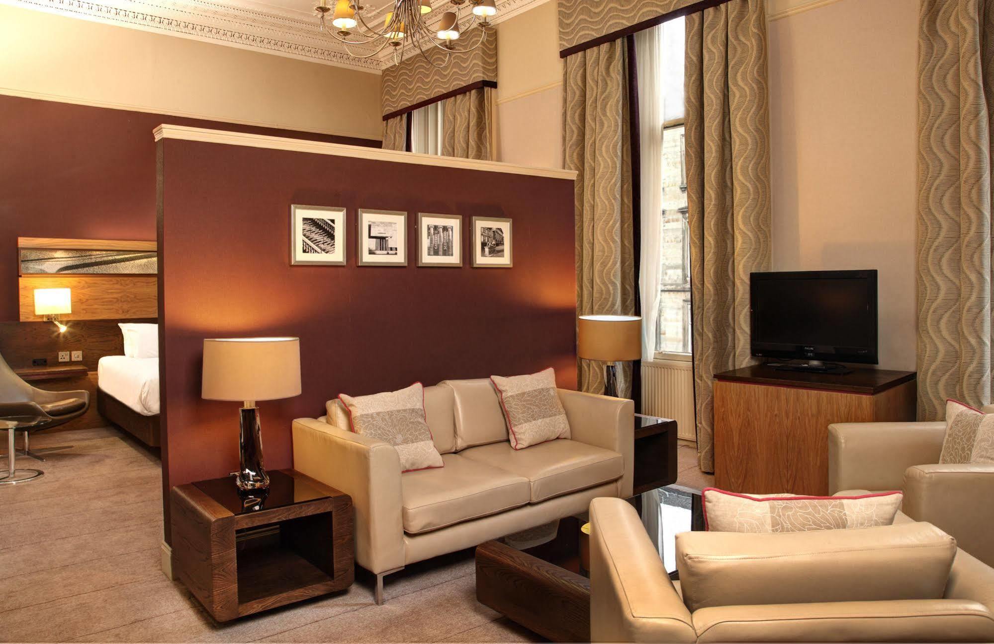 Grosvenor Hotel 4*