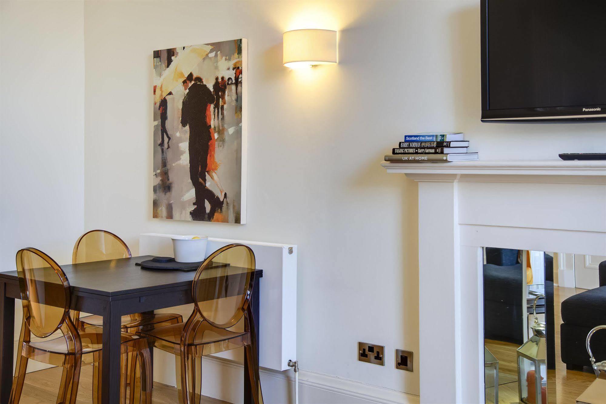 Apartment Clarendon Luxury Edinburgh