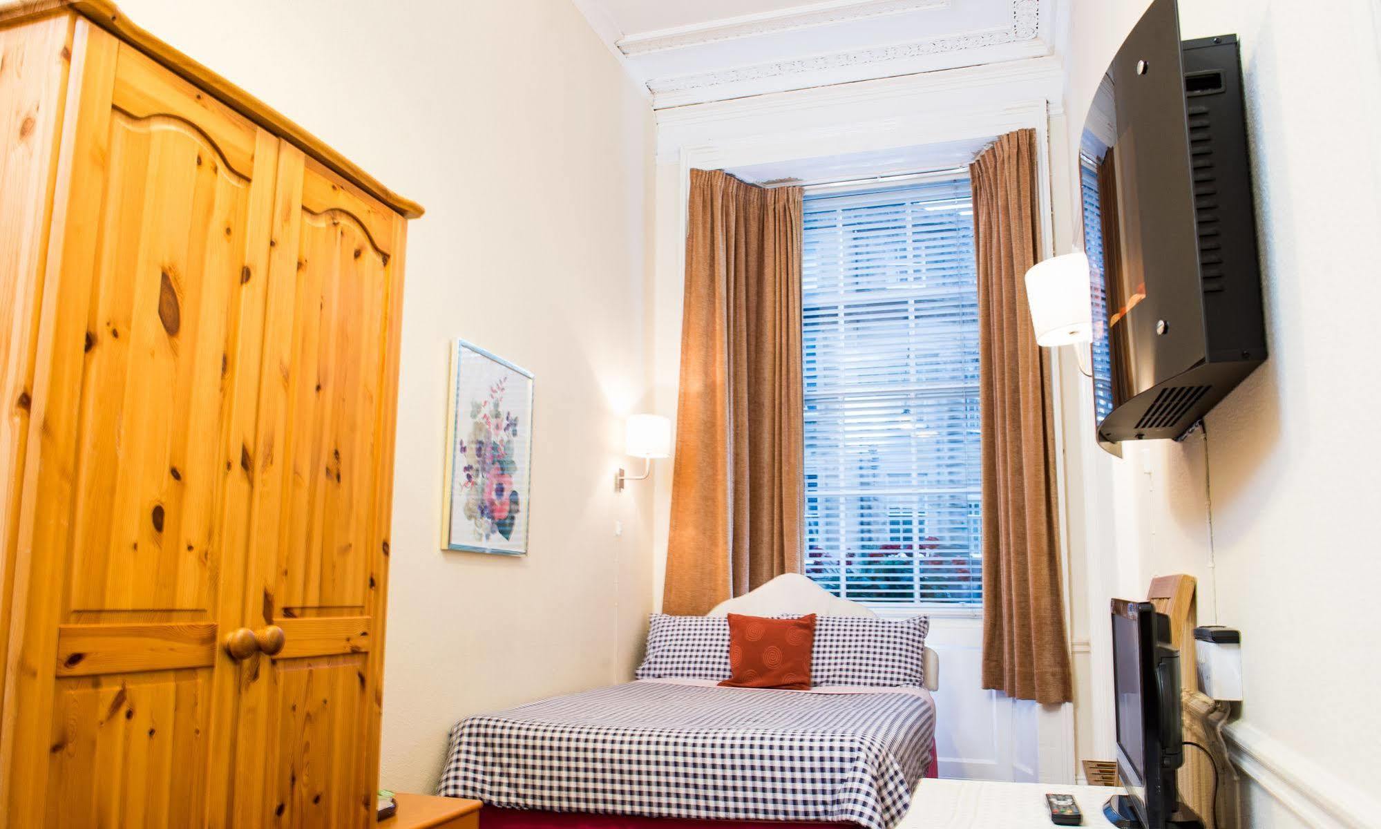 Lyncliff Bed & Breakfast