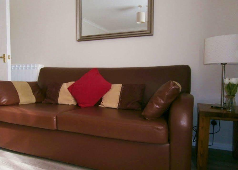 Calton Apartments *