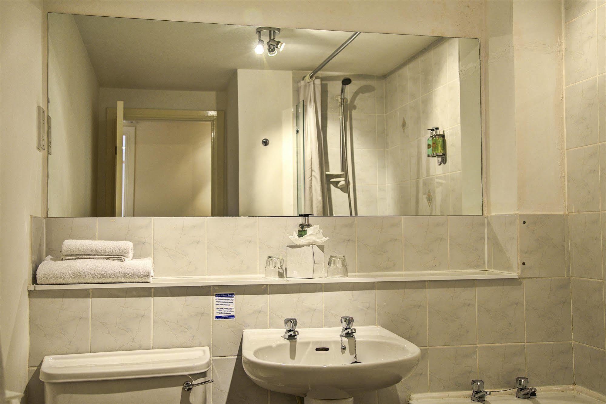 Fountain Court - Grove 4* Edinburgh