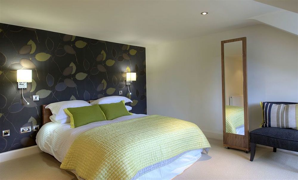 Clarendon Luxury Apartment