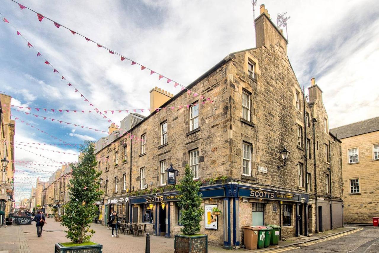 Joivy Stylish In New Town Apartment EDI