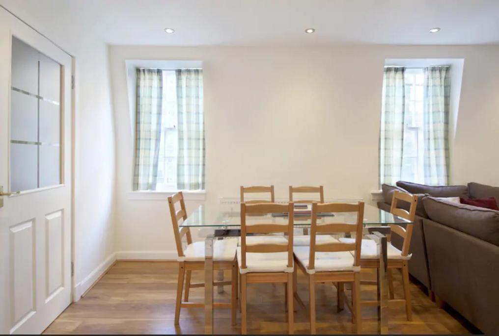 26 Queensferry Street Lane *