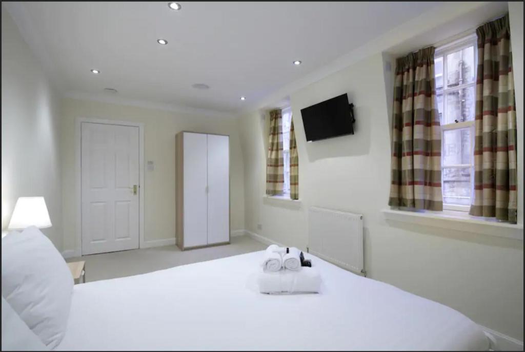 26 Queensferry Street Lane Apartment