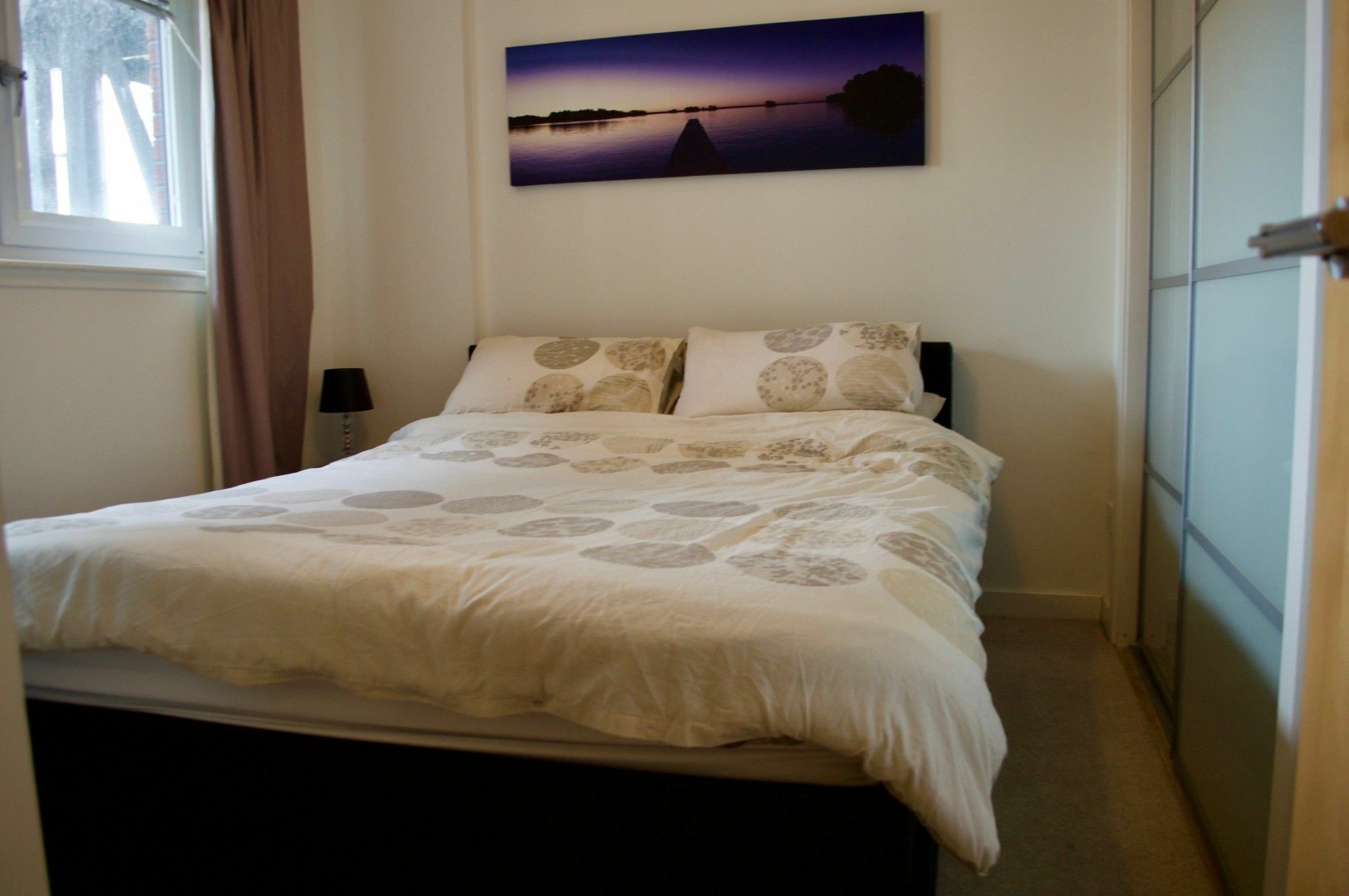 Apartment Modern & Light Flat In Vibrant Leith! *